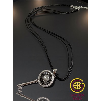 Кулон на кожаном шнурке "Женская грация" Арт КШ2130/22