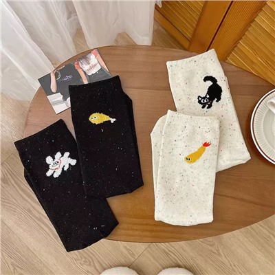 Japanese small design cotton summer cartoon knee socks for men and women, mid-length, trend of season, internet celebrity