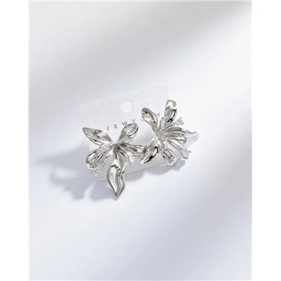 Стильные серьги