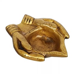 Лампа Дия, Golden Handcrafted Lady Hand Holding Diya Ethnic Design Brass Diya, произв. eCraftIndia