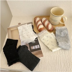 Breathable white brand socks, mid-length, absorbs sweat and smell