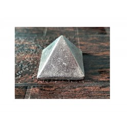 Статуэтка пирамиды, Parad Pyramid Idol, произв. Kalyan Puja