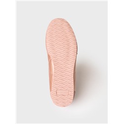 Кроссовки женские