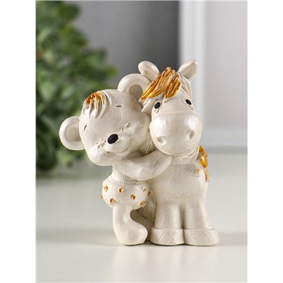 Фигурка гипс «Мишка с лошадкой», 9×7×6 см, перламутр
