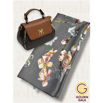 Платок утепленный "Цветы яблони" Арт 2025/07 (серый)