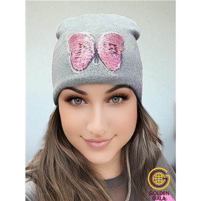 Молодежная шапка с аппликацией из пайеток Арт1