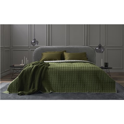 Простыня на резинке из премиального сатина оливкового цвета из коллекции Essential, 160х200х30 см