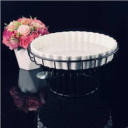 142-149 Блюдо 25см на метал.подставке в под.уп.(х8)Фарфор