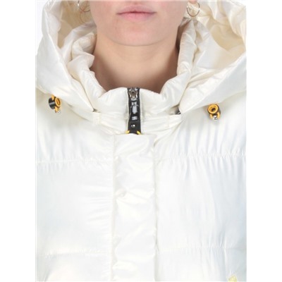 8262 WHITE Куртка демисезонная женская BAOFANI (100 гр. синтепон)