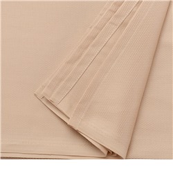 Скатерть бежевого цвета с фактурным жаккардовым рисунком из хлопка из коллекции Essential, 180х180 см