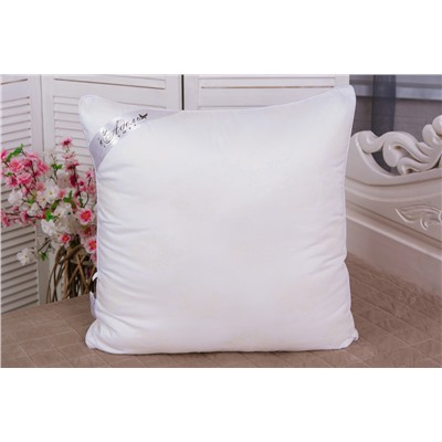 Подушка "ШЕЛК" тик на молнии леб.пух,атл.кант,лента,сумка(Н)