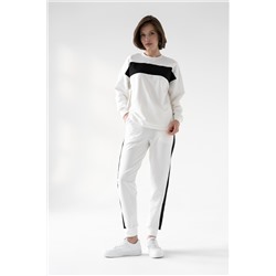 Костюм женский 24-512L3-38 молочный