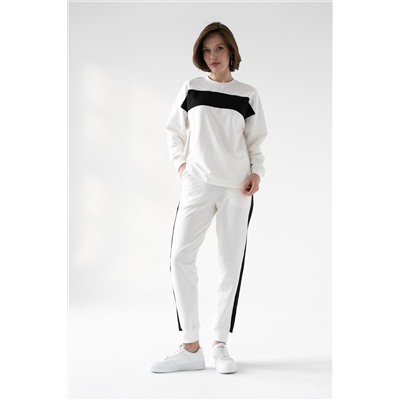 Костюм женский 24-512L3-38 молочный