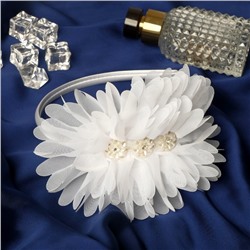 Ободок для волос «Рози», три цветочка, 0.5 см, белый