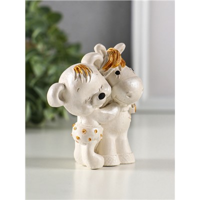 Фигурка гипс «Мишка с лошадкой», 9×7×6 см, перламутр