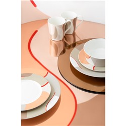 Кружка бежевого цвета с авторским принтом из коллекции Freak Fruit, 350мл