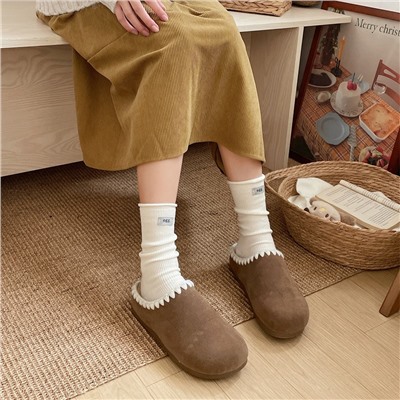 Colored soft Japanese demi-season woolen knee socks, mid-length