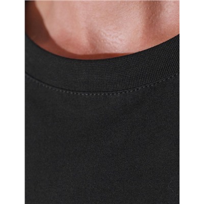 Нарядная футболка с принтом пайетками