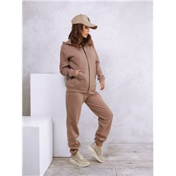 Бежевый однотонный костюм на флисе