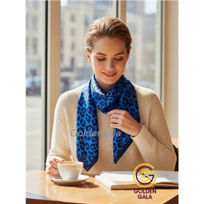 Платок утепленный Леопардовый Арт 3111/2 (яркий синий с темно-синей каймой)