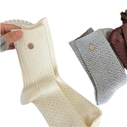 songmu Demi-season warm atmospheric wooden velvet knee socks, mid-length