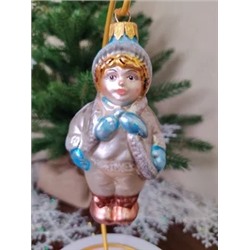 Елочная игрушка стеклянная декорированная "Мальчик"