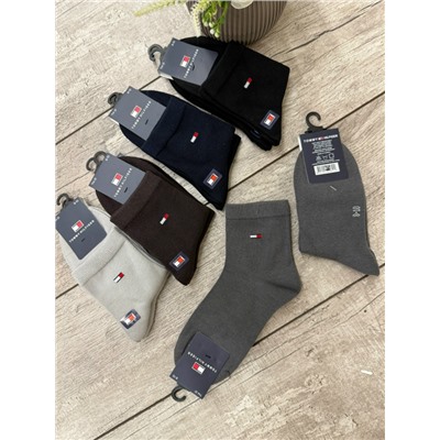 Носки подростковый  
Качество супер
Размер 6- 8.  8-10. 10-12. Лет
Цена 400₽
Пачка 10 пар 
Длинна средние.