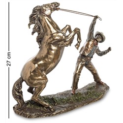 Veronese WS-882 Статуэтка «Ковбой, укрощающий лошадь»