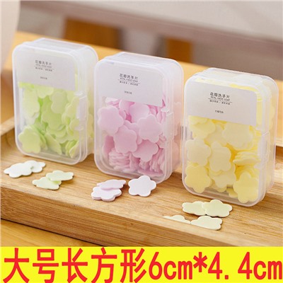 Мыльные лепестки в футляре