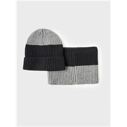 Комплект для мальчика: шапка, снуд