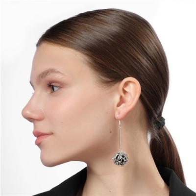 Серьги висячие «Шар плетёный», цвет чёрный в серебре, 6.5 см