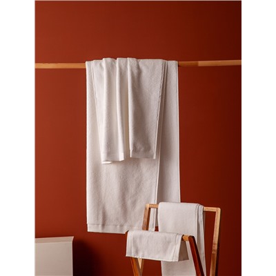 Полотенце для рук белого цвета из коллекции Essential, 50х90 см