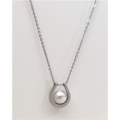 Кулон из стали на цепочке