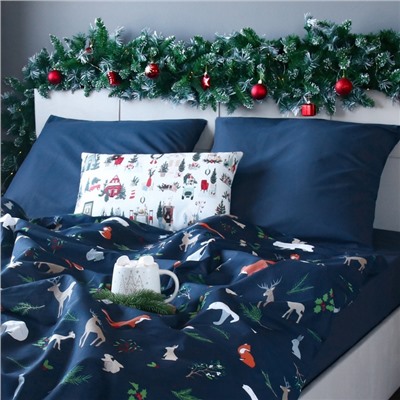 Постельное белье новогоднее "Этель" 1.5 сп Winter animals 143*215 см, 150*214 см, 70*70 см - 2 штуки
