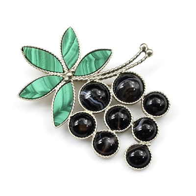 Брошь малахит с агатом глазковым "Виноград" 50*60мм.