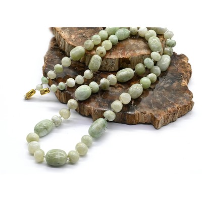 Гранат зеленый (Гроссуляр) бусы форма, 62см, 82г