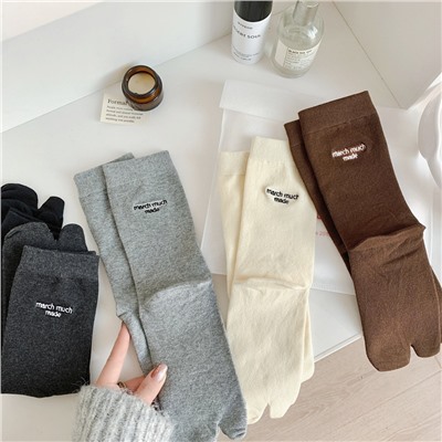 Autumn brand knee socks, cotton heel sticker, internet celebrity, mid-length, with embroidery