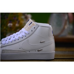Nike Blazer Mid 77 SE из натуральной прочной кожи