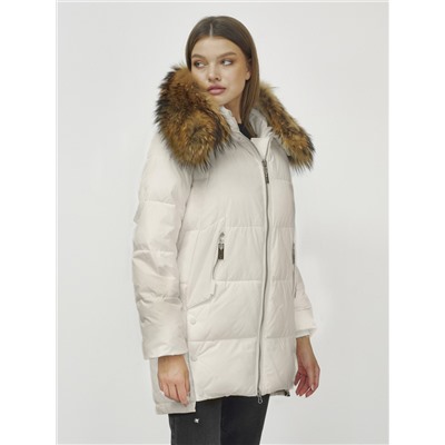 Куртка женская зимняя с мехом енот премиум класса бежевого цвета 381B