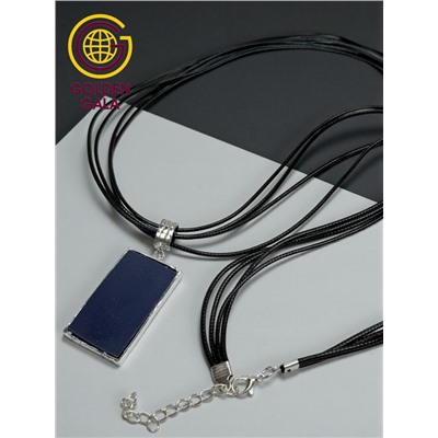 Кулон на кожаном шнурке "Женская грация" Арт КШ2130/11