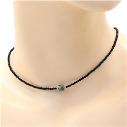Чокер из шпинели шарик граненый 2мм с подвеской из циркона, 38см