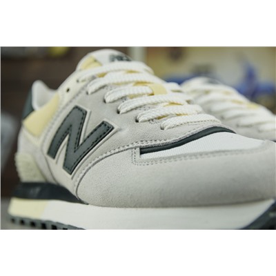 New Balance 574 из натуральной замши