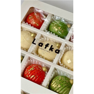 Набор конфет 9 шт ручная работа (срок годн. 30 суток с даты изготовления) Выдача наборов только в офисе на Ольштынской.