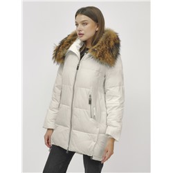 Куртка женская зимняя с мехом енот премиум класса бежевого цвета 381B