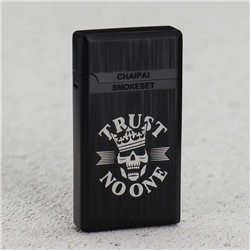 Зажигалка газовая Trust, 3.5 × 6.8 см.