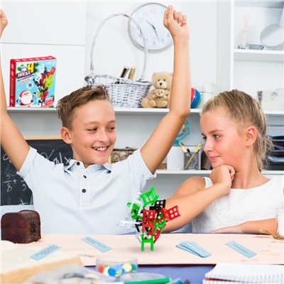 Новый год! Настольная игра «На 4 ногах», 18 стульев, 2-4 игрока, 3+