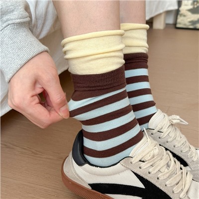Early autumn niche design color striped double -layer socks inspiration Japanese stack wearing contrasting candy color long tube pile socks