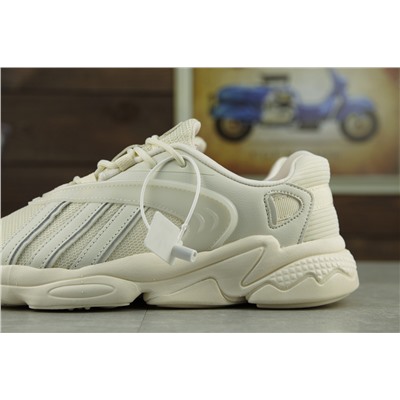 Adidas Oztral из натуральной кожи и нейлона