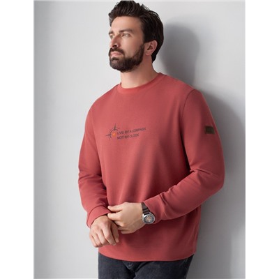 Джемпер легкий из фактурного эластичного трикотажа с принтом