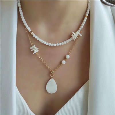 Сет из перламутра и белого коралла в позолоченой фурнитуре